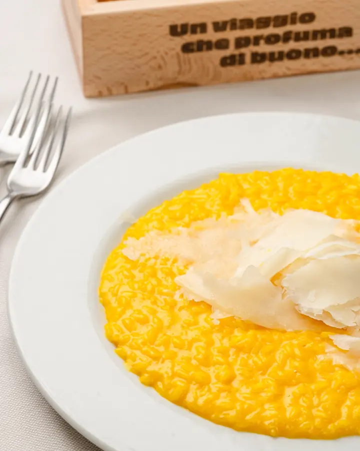 Il risotto giallo allo zafferano